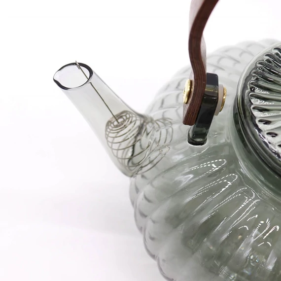 ÜVEG TEÁSKANNA SZŰRŐVEL, 950ml